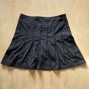 Athleta Women’s Black Active Skort with Built-In Shorts – Size 8